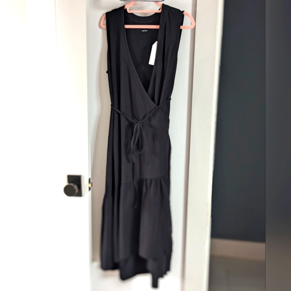 NWT Universal Standard Black Wrap Dress, 14_16W